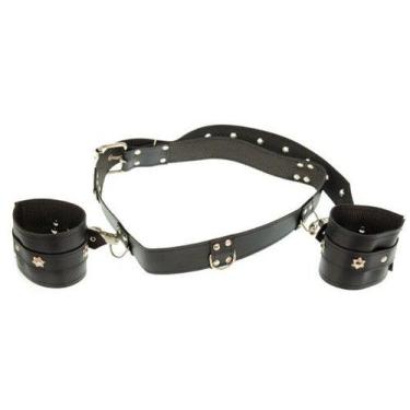 Imagem de Cinturão com duas algemas feitos em material ecológico - Sexshop - Kto
