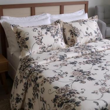 Imagem de Colcha Queen Kit 3 Peças Cobreleito Vermelho Antialérgico Algodão Percal - Conforto e Sofisticação para Seu Quarto (Floral Avelã)