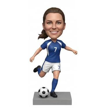 Imagem de Bobblehead de jogador de futebol feminino personalizado - Estatueta de atleta feminina personalizada de argila de polímero esculpida à mão, presente exclusivo para fãs e jogadoras de futebol