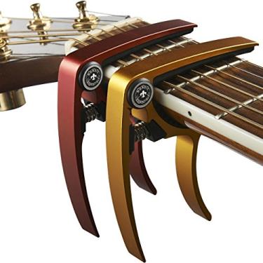 Imagem de Capo para guitarra (pacote com 2) para guitarras, ukulele, banjo, bandolim, baixo – Feito de metal de alumínio ultraleve (34 g) para 6 e 12 cordas – Nordic Essentials, (vermelho + dourado)