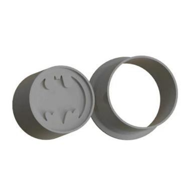 Imagem de Ejetor Modelador Para Doces BATMAN Brigadeiros Docinhos Massa Biscuit 