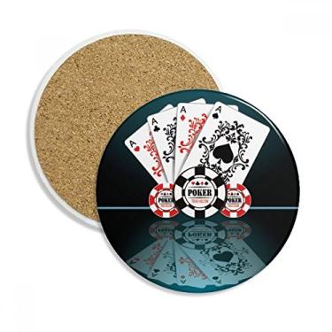 Imagem de Cartas de baralho com lascas, utensílios de jogo, padrão porta-copos, caneca de proteção de mesa, pedra absorvente