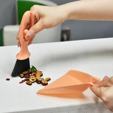 Imagem de Conjunto compacto de pá e escova, mini vassoura de mesa para limpeza eficaz de migalhas e detritos em mesas, balcões, teclados (rosa)