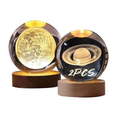 Imagem de Luminária de Mesa LED Bola de Cristal 3D,com Base de Madeira Design Astronômico Gravação a Laser Iluminação Suave USB, Ideal para Decoração de Quarto Escritório e Presente Criativo(SATURNO e LUA）