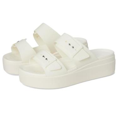 Imagem de Crocs Sandália feminina Brooklyn Buckle Low Wedge, Giz de Lou, 38
