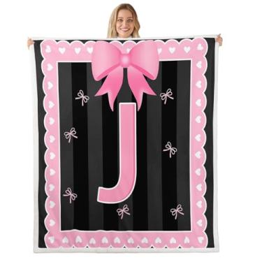 Imagem de jejeloiu Cobertor de lã com laço rosa para meninas, coquete, sherpa, cobertor felpudo, bebê 76,2 x 101,6 cm, letra J personalizada para cama, sofá, cadeira, sala de estar, nó de borboleta, princesa