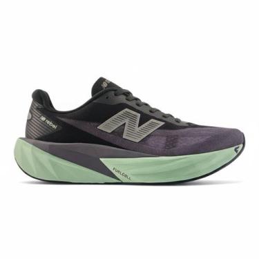 Imagem de Tênis New Balance Fuelcell Rebel V5 Masculino, 44, Preto, Verde claro