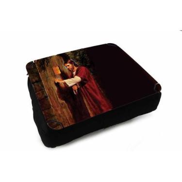 Imagem de Almofada Bandeja para Notebook Laptop Jesus Bate a Porta - Deluzz