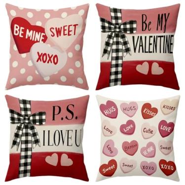 Imagem de BBOLDIN Capas de almofada de sofá de Dia dos Namorados 45,7 x 45,7 cm, decorações de arco xadrez búfalo para quarto de casa, capas de almofada de casa de fazenda vermelho rosa conjunto de 4