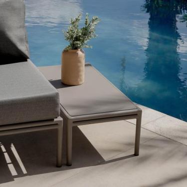 Imagem de Mesa Lateral com Tampo Alumínio 40x80cm Refúgio CabeCasa MadeiraOrigin