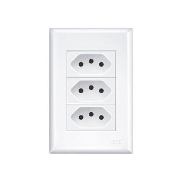 Imagem de Tomada Tripla Fame Evidence 2P+T 20A com Placa 4x2 Branca