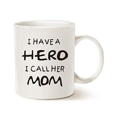 Imagem de Caneca de café MAUAG Dia das Mães, I Have a Hero I Call Her Mom Funny Best Mother's Day and Birthday Gifts for Mom Mother Cup, branca 325 ml