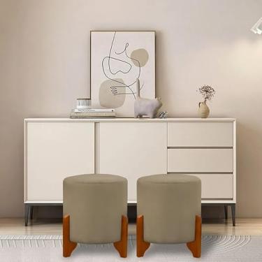 Imagem de Kit 2 Puffs Banquetas Redondo Principe Thor Pés de Madeira Maciça Veludo (BEGE)