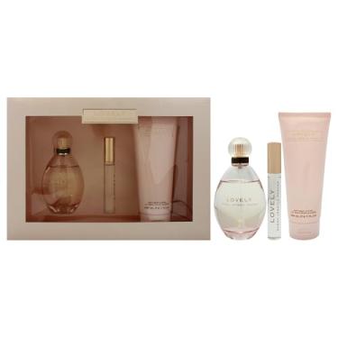 Imagem de Adorável por Sarah Jessica Parker for Women - 3 PC Gift Conjunto 3,4oz EDP Spray, 0,34 onças EDP Rollerball, loção para o corpo de 6,7 onças