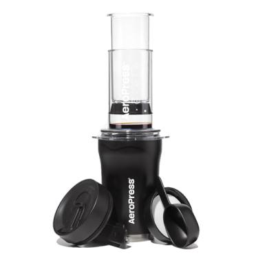 Imagem de AeroPress Go Plus cafeteira portátil pequena, ideal para viagem, acampamento e escritório, prensa francesa multifuncional, cafeteira manual estilo espresso & pour-over, preparo em 2 min, Preto