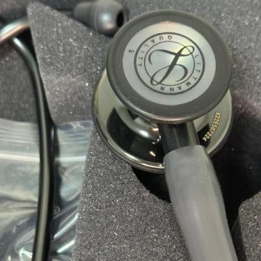 Imagem de Estetoscópio 3M Littmann Cardiology IV Cores Variadas, Cinza Smoke 623