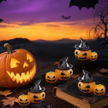 Imagem de Mini figuras alienígenas, pequenos alienígenas, figuras de resina que brilham no escuro, mini estatueta de caveira, estatuetas de caveira para brincadeiras de Halloween, bar de Halloween, decoração de