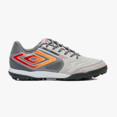 Imagem de CHUTEIRA UMBRO SOCIETY PRO 5 BUMP CLUB CINZA E GRAFITE 38-Masculino