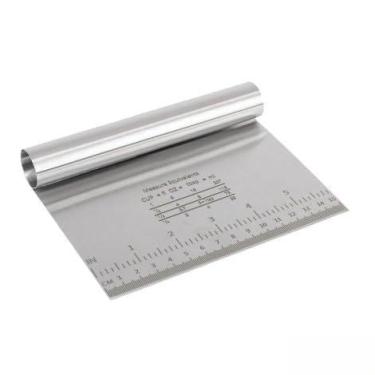 Imagem de Kit Confeitaria Profissional em Aço Inoxidável, Espátula para Bolo 26,5 cm, Batedor de Arame Manual 29 cm, Raspador de Massa, 3 Peças