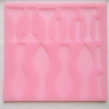 Imagem de Topo de bolo grande 3d de grau alimentício sapatos de salto alto de 1,8 polegadas Stiletto Sugarcraft Kit de molde de silicone para decoração de bolo de casamento/festa 28x26,5x1cm