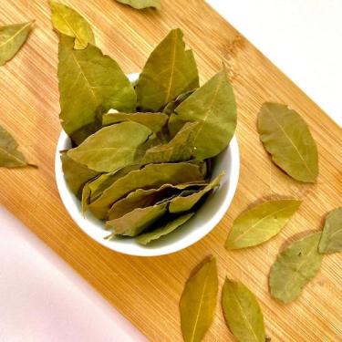 Imagem de Louro em Folhas Granel Total Food pacote 500g