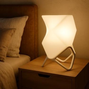 Imagem de Luminária Geométrica Low Poly Minimalista de Mesa 30cm com Lâmpada Bivolt(Marrom Claro)