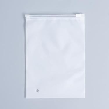 Imagem de Bolsa com zíper de EVA jateada para armazenamento de roupas e lingerie – Design transparente espesso para uso doméstico e em viagens