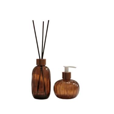 Imagem de Kit Duplo Frasco Vidro Âmbar 220ml Difusor e Saboneteira com Detalhes Dourado ou Cobre Luxo(ÂMBAR)