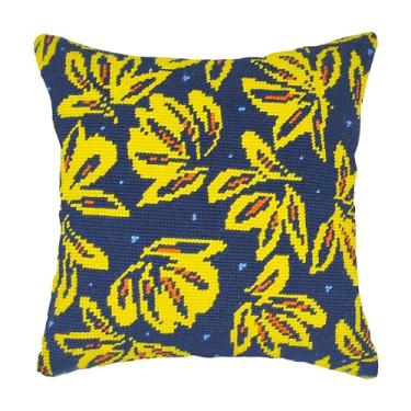 Imagem de Howie's Needlepoint Kits de bordado para adultos, kit de ponto cruz frontal de travesseiro com padrão de bordado em tela, fio, 2 agulhas e instruções, 40,6 x 40,6 cm (flores ocas amarelas)