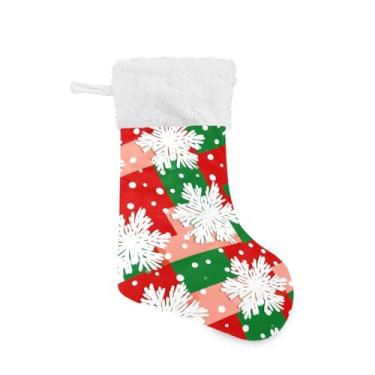 Imagem de GakkiGii Pacote com 2 meias de Natal com patchwork de floco de neve, decoração grande para pendurar na parede da árvore da lareira, 45 x 31 cm