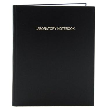 Imagem de BookFactory Caderno de laboratório preto – 96 páginas (formato de grade de 0,25"), 21 x 29 cm, capa preta, capa dura costurada Smyth (EPRIL-096-LGS-LKT1)