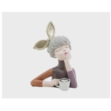 Imagem de Figura Decorativa Resina Boneca C/ Xícara 61488 Rojemac - wolff