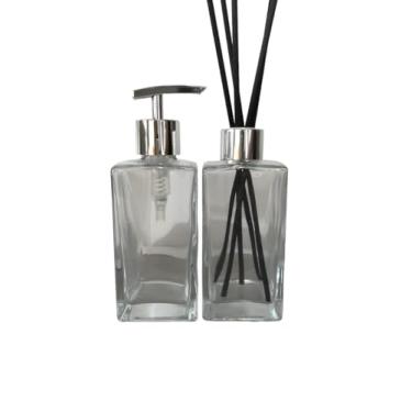 Imagem de Kit Lavabo Saboneteira Difusor De Varetas Square Transparente 250ml (Prata)