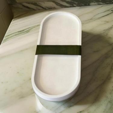 Imagem de Bandeja Decorativa Artesanal em Concreto Celular - Formato Oval, Multiuso para Mesa/Banheiro/Cozinha (Antimanchas e Resistente à Umidade)(Bandeja Branca -32 CM)