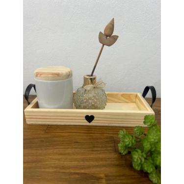 Imagem de Bandeja Decorativa com Alça em Couro, Bandeja de Madeira Pinus, Bandej