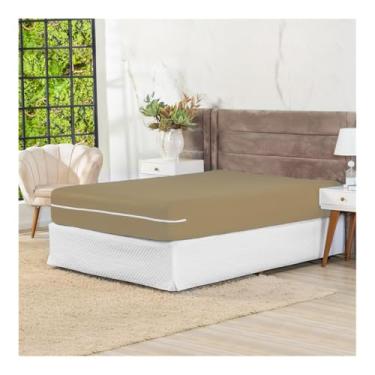Imagem de Capa de Colchão Casal Padrão em Malha Gel Elasticada Com Zíper (Avelã)