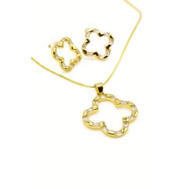 Imagem de Conjunto Feminino com Colar e Brincos com Design Especial e pedras em Zircônia (Dourado)