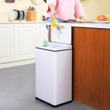 Imagem de Lixeira Automática Retangular 50 Litros com Sensor Branca - Globalmix