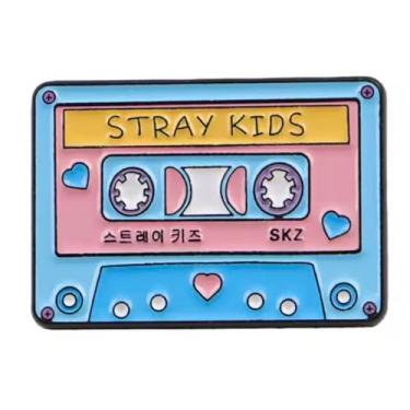 Imagem de Lee Know JUREUMI Stray Kids Coreia do Sul Música Coreana Boy Pop Band SKZ Fita Cassete 3 cm Esmalte Crachá