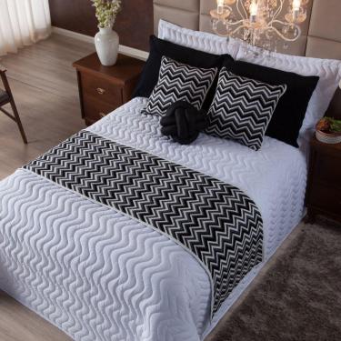 Imagem de Kit De Peseira Com Almofadas Sthella Preto/Branco 03 Peças Fio Mousse