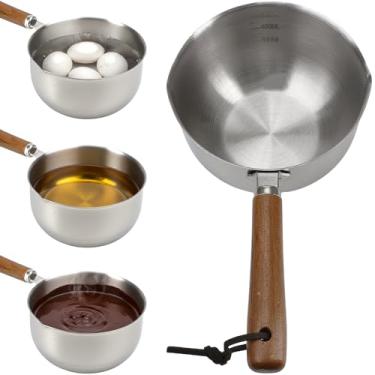 Imagem de Frigideira pequena de aço inoxidável 500 ml para aquecer manteiga com cabo de madeira, bico de despejar e corda para pendurar – Adequado para cozinhar óleo quente, derreter manteiga e fazer molhos