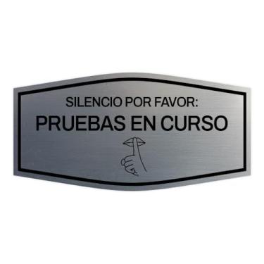 Imagem de Signs ByLITA Fancy Silencio Por favor: Pruebas en curso Easy Installation | Decoração de sala de aula | Marcadores e decorações escolares | Placa de estudantes e professores (prata escovada) - Médio