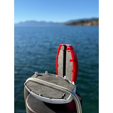 Imagem de Tahoe Marine Supply Pacote com 3 boias de corda Snap Lock (vermelho) – Plástico resistente a UV de 25,4 x 15,2 cm, canal de corda de 2,5 cm, boia de bloqueio de duas peças serve para linhas de 2,5 cm