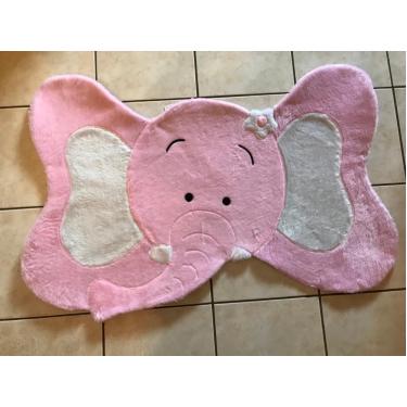 Imagem de Tapete Pelúcia Elefante 1,05m x 75cm Decorativo Quarto Infantil Base Emborrachado - Rosa