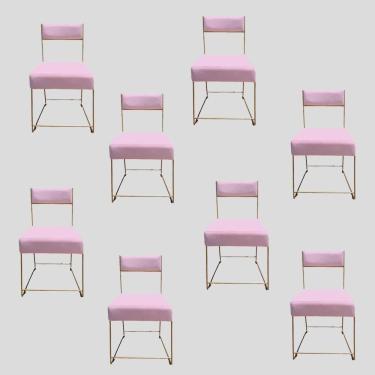 Imagem de Kit 08 Cadeiras Atena Base De Ferro Maciço Dourada Suede Rosa Bebê D`classe Decor