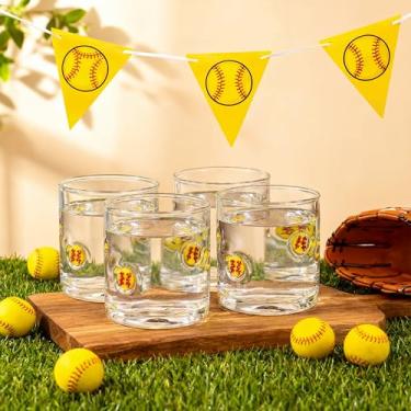 Imagem de SiliFine Pacote com 4 copos de vidro com ícones de softball, copos de suco de 396 g, duplos, antiquados, soprados à mão, sem haste, copo reutilizável para aniversário, presente de festa esportiva