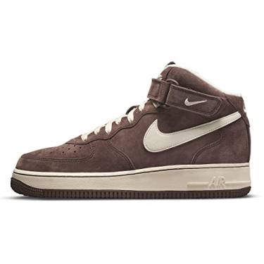 Imagem de Nike Men's Air Force 1 Mid '07 QS Basketball Shoe (10.5) Chocolate/Cream