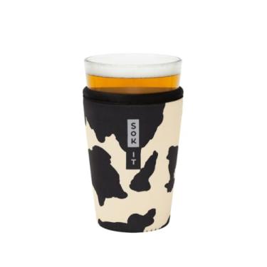 Imagem de Sok It Pint Sok reutilizável neoprene manga isolada para copos de cerveja de 473 g (estampa de vaca, manga de vidro)