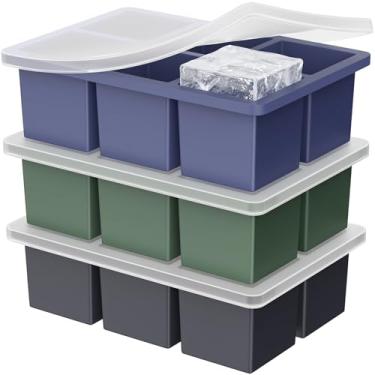 Imagem de Bandeja grande de cubos de gelo para uísque: bandejas de gelo grandes de silicone de 5 cm com tampa para uísque - 3 bandejas antiquadas para cubos de gelo para coquetéis - Máquina de cubos de gelo