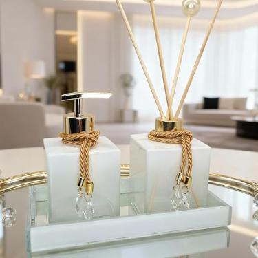 Imagem de Kit Lavabo Vidro 250ml Âmbar Luxo com Difusor, Saboneteira e Bandeja Decorativa Completa(Branco Degrade C/Dourado,Com Bandeja)